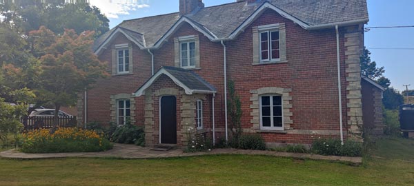 Window and Door Frames Painted at North Plumley Farm House in Ringwood, New Forest, Hampshire by Frampton and Sons Painters and Decorators